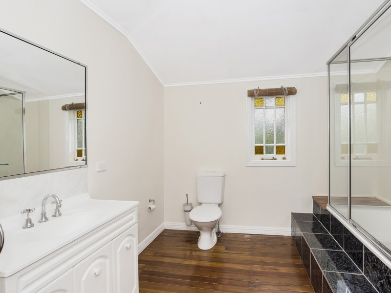 55 Kamarin Street, Manly West QLD 4179