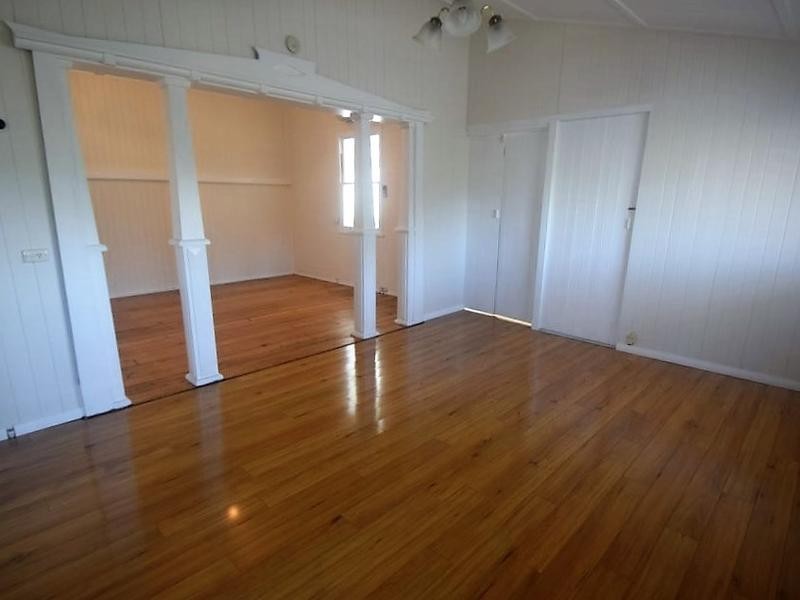 55 Blackall Street, Basin Pocket QLD 4305