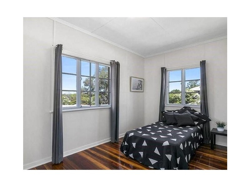 19 Blackwood Street, East Ipswich QLD 4305