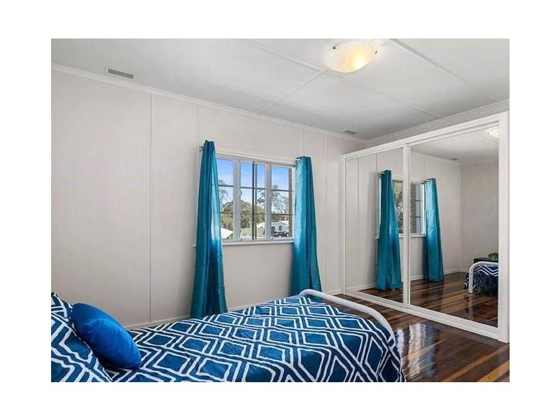 19 Blackwood Street, East Ipswich QLD 4305