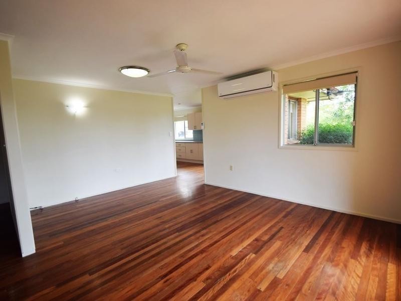 19 Minnis Street, Eastern Heights QLD 4305