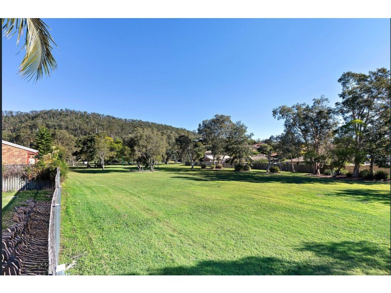 13 Lapilli Street, Keperra QLD 4054