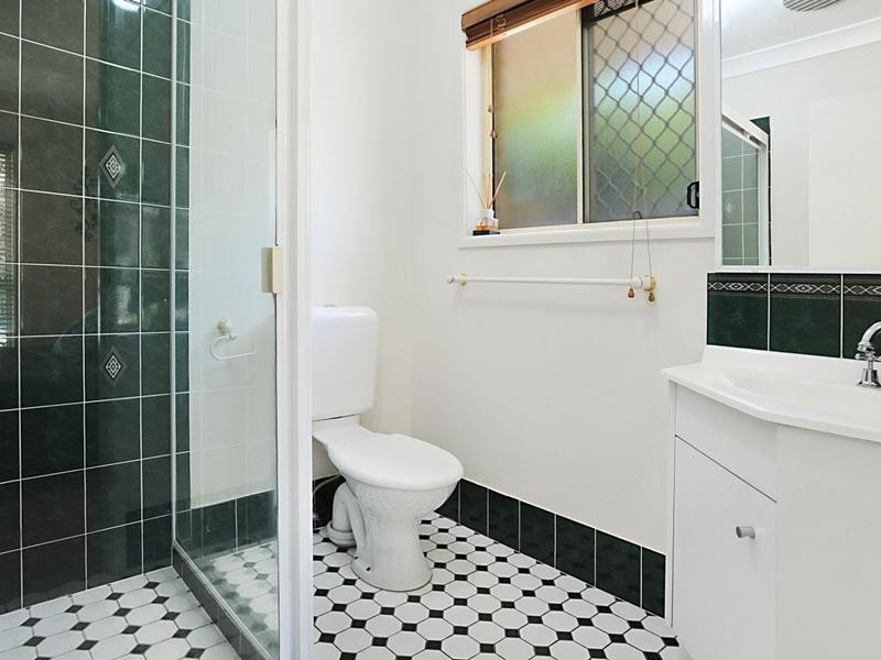 1 Wanda Court, Albany Creek QLD 4035