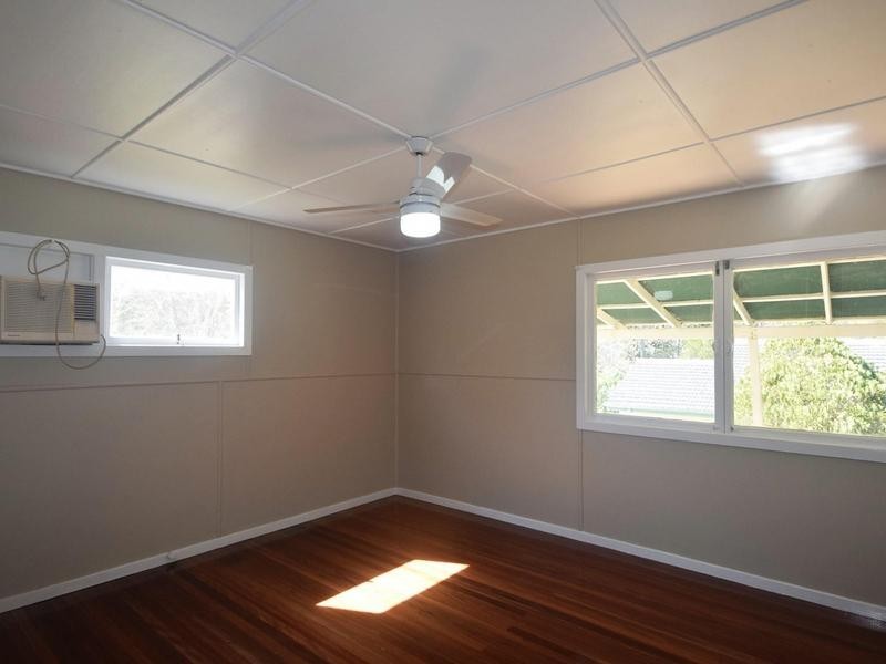 18 Alice Street, Blackstone QLD 4304