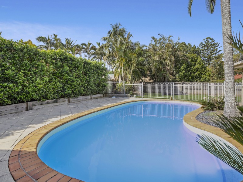 11 River Park Place, Fig Tree Pocket QLD 4069