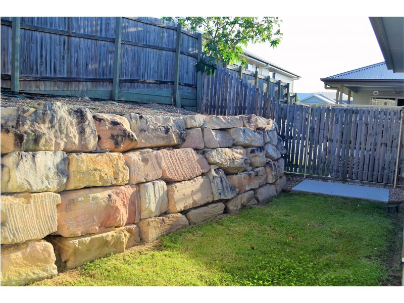 16 Neroli Drive, Springfield Lakes QLD 4300