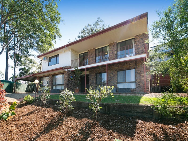 5 Bynoe Close, Chapel Hill QLD 4069