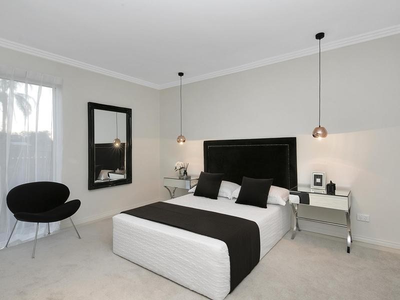 44 Gleneagle Street, Kenmore QLD 4069