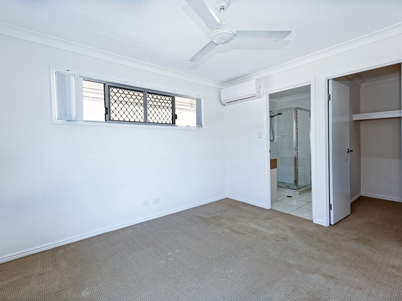 15 Chamomile Street, Springfield Lakes QLD 4300