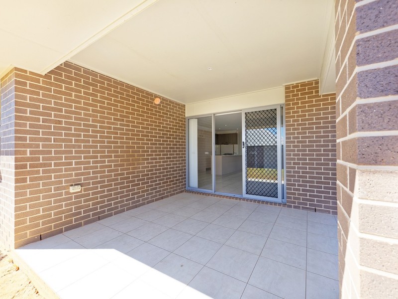 15 Chamomile Street, Springfield Lakes QLD 4300