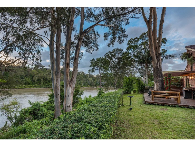 49 Mandalay Street, Fig Tree Pocket QLD 4069