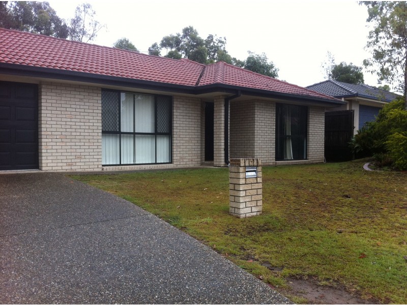 7 Taylor Place, Forest Lake QLD 4078