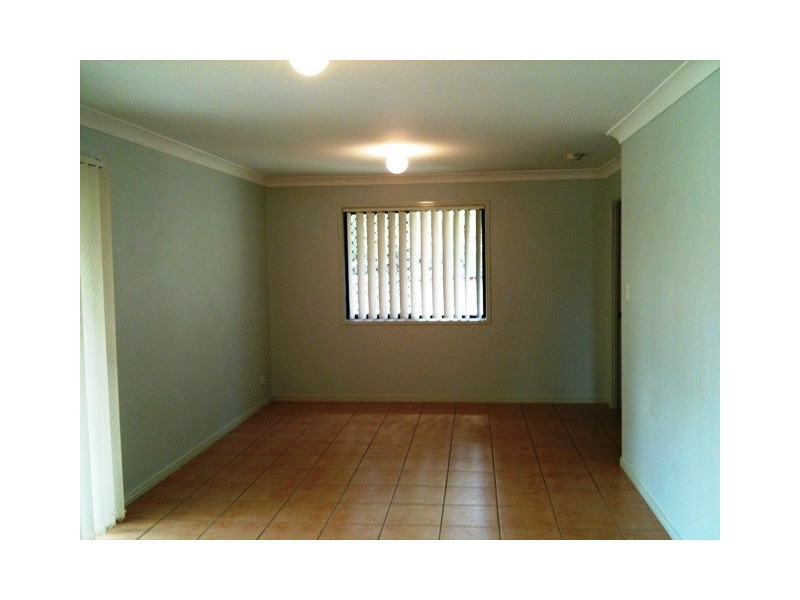 7 Taylor Place, Forest Lake QLD 4078