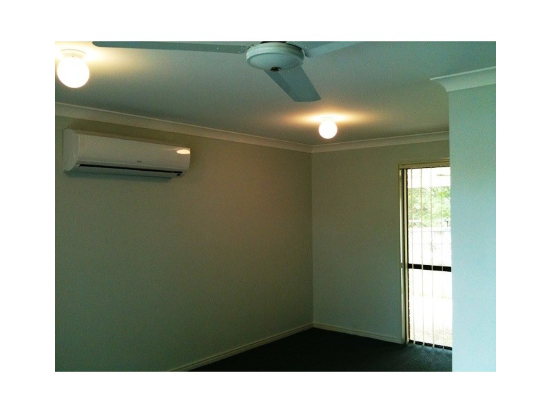 7 Taylor Place, Forest Lake QLD 4078