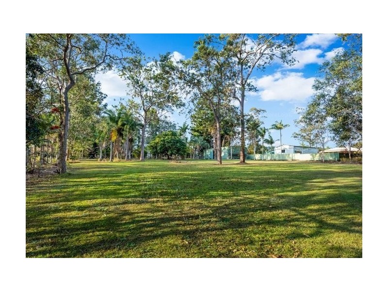 7 Hunter Road, Greenbank QLD 4124