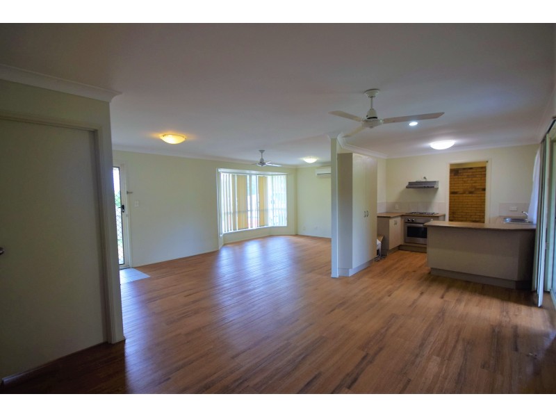 15 Price Close, Redbank Plains QLD 4301