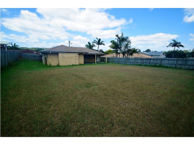 15 Price Close, Redbank Plains QLD 4301