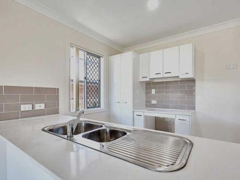 18 Fantail Avenue, Redbank Plains QLD 4301