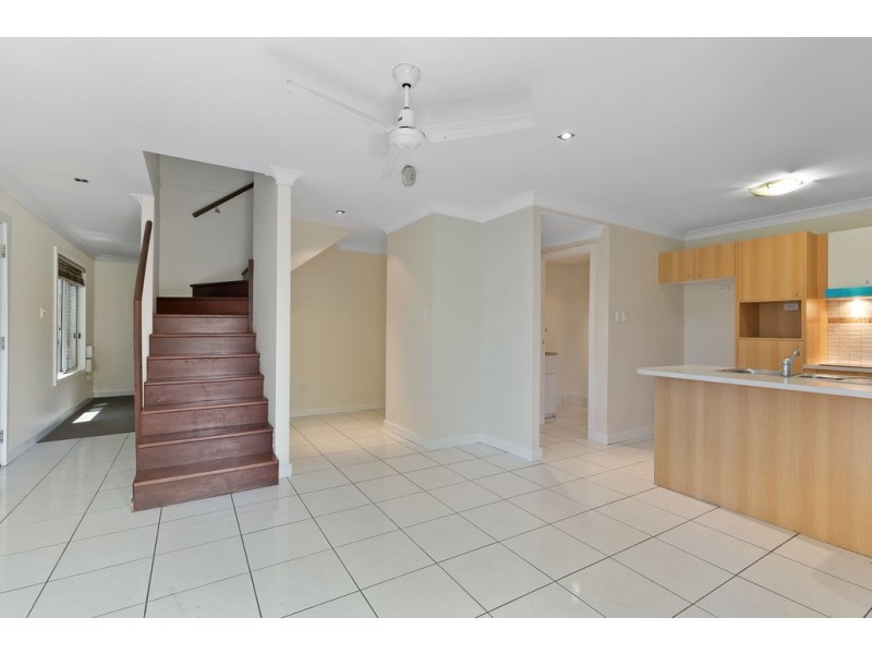 2/193 Melton Road, Nundah QLD 4012