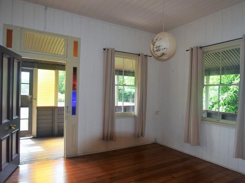 2 Stephenson Street, Sadliers Crossing QLD 4305