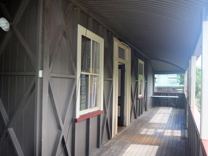 2 Stephenson Street, Sadliers Crossing QLD 4305