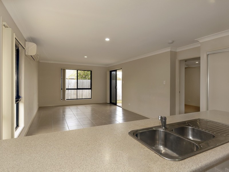 56 Argule Street, Hillcrest QLD 4118