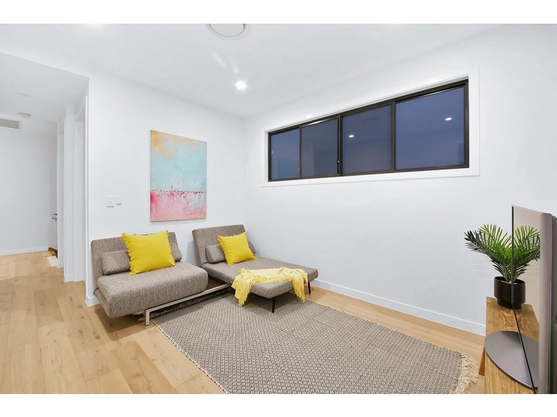 25 Katunga Street, Kenmore QLD 4069