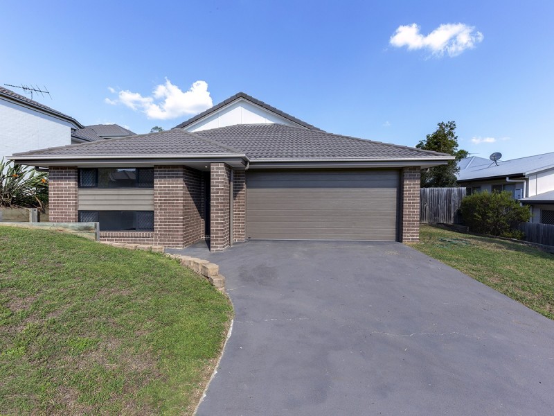 8 Rose Avenue, Springfield Lakes QLD 4300