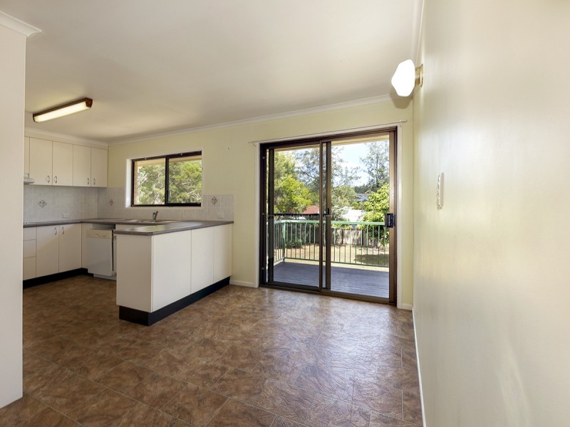 32 Goondoola Street, Redbank Plains QLD 4301