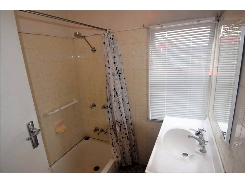 1 Folkestone Street, Bowen Hills QLD 4006