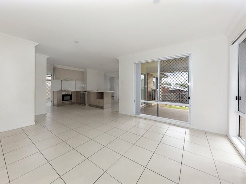 49 Wild Iris Terrace, Springfield Lakes QLD 4300