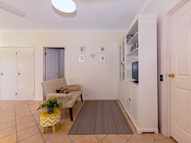 5 Parkside Crescent, The Gap QLD 4061