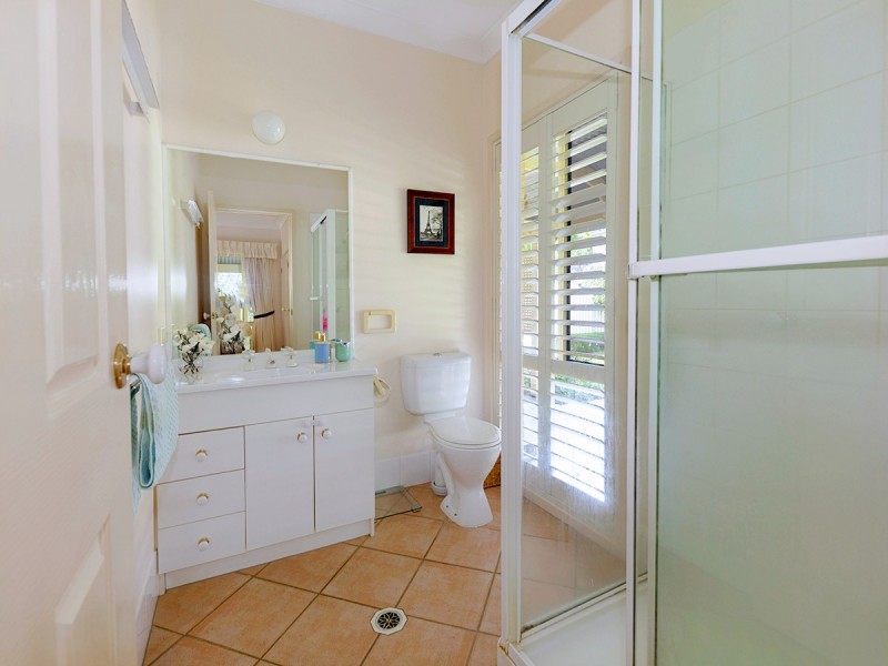 5 Parkside Crescent, The Gap QLD 4061