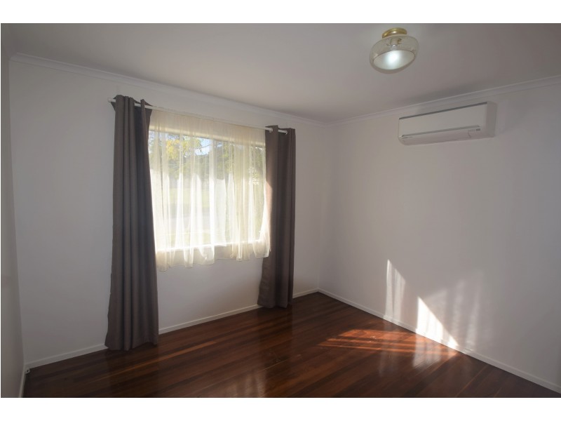 25 Mawarra Street, Kingston QLD 4114