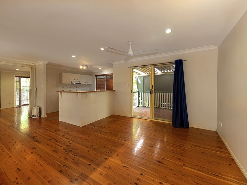 44 Earl Street, Dinmore QLD 4303