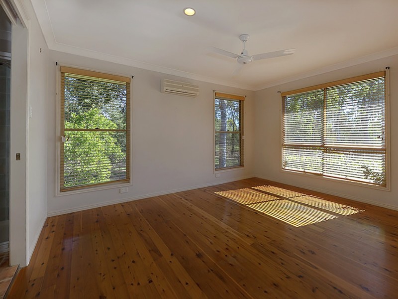 44 Earl Street, Dinmore QLD 4303