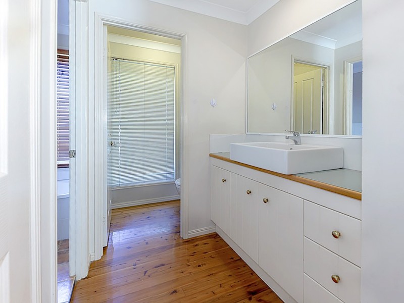 44 Earl Street, Dinmore QLD 4303