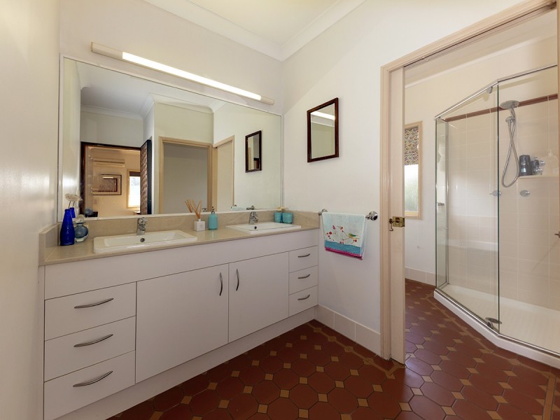 845 Fig Tree Pocket Road, Fig Tree Pocket QLD 4069