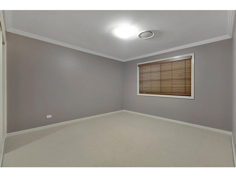 13 Grasmere Place, Carindale QLD 4152