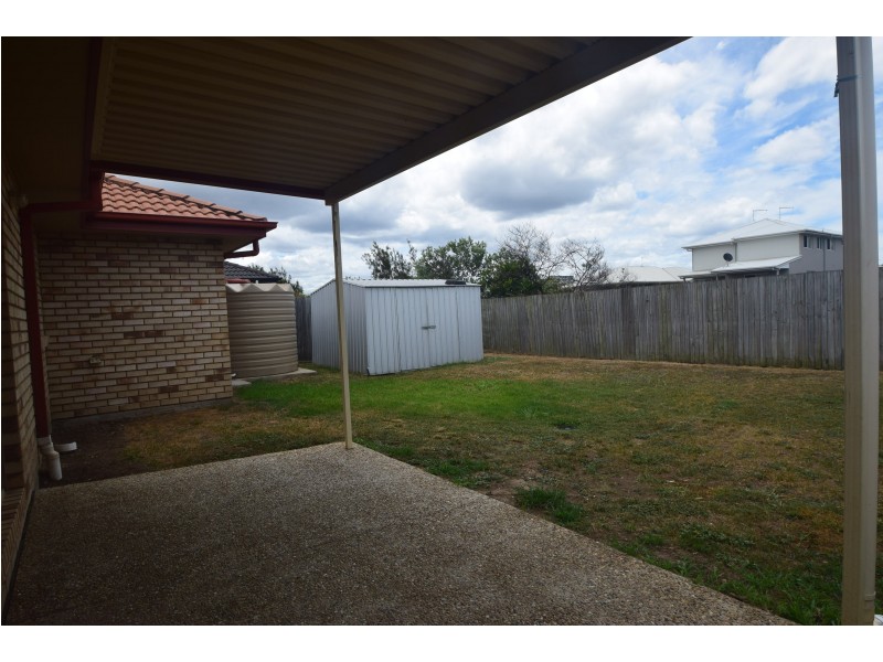 26 Pencarrow Crescent, Raceview QLD 4305