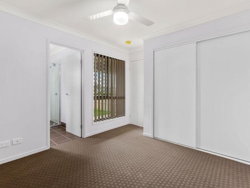 2/18 Kristy Street, Marsden QLD 4132