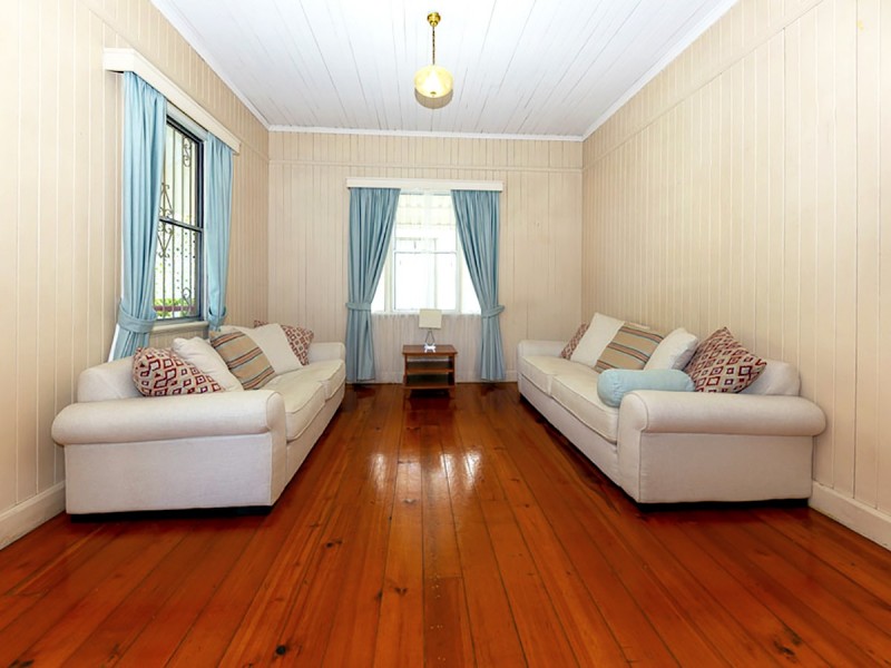 105 Glenalva Terrace, Enoggera QLD 4051