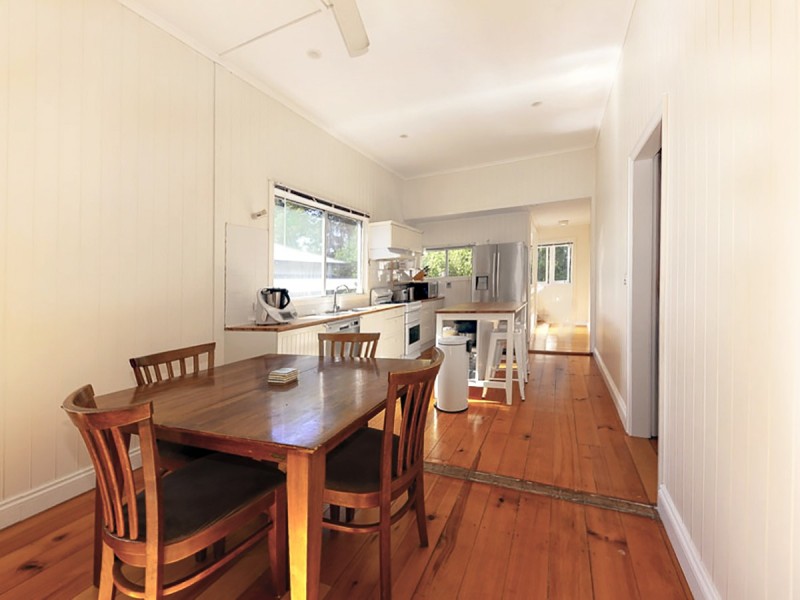 14 Harrowby Street, Corinda QLD 4075