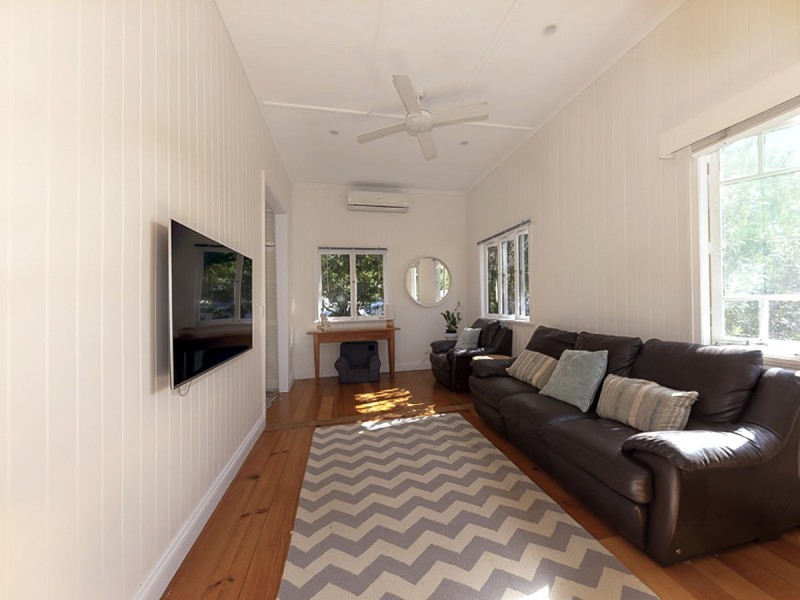 14 Harrowby Street, Corinda QLD 4075