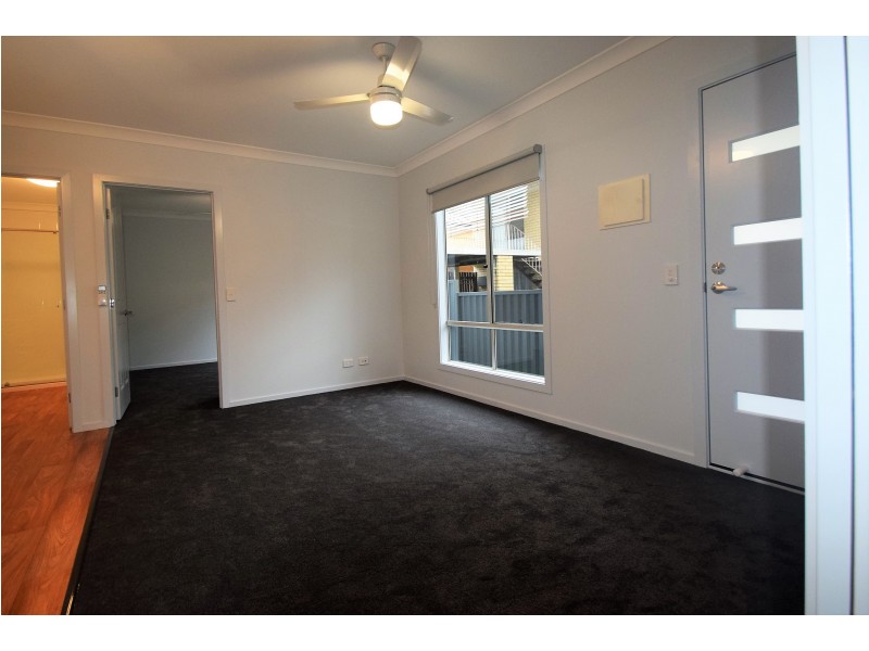 18a Eromba Crescent, Ferny Hills QLD 4055