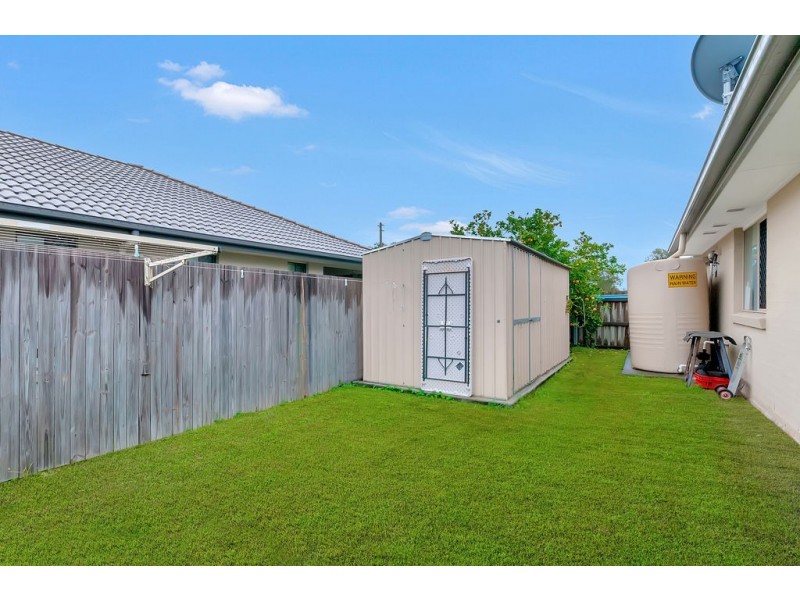 15 Dinnigan Crescent, Durack QLD 4077