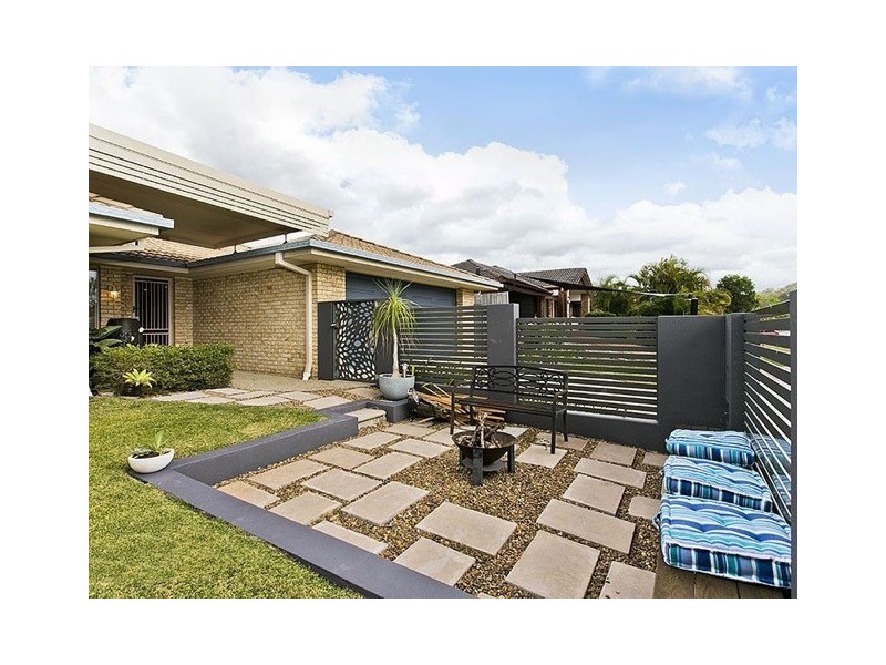 70 Charolais Crescent, Upper Kedron QLD 4055