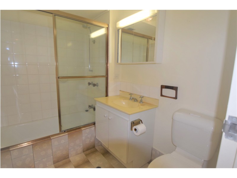 23/72 Sandford Street, St Lucia QLD 4067