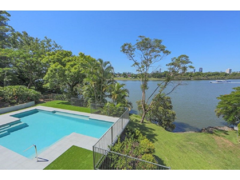 23/72 Sandford Street, St Lucia QLD 4067