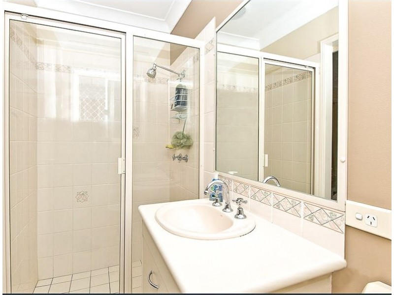 9 Blackbutt Court, Warner QLD 4500